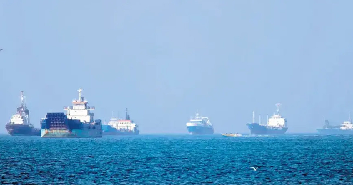 হরমুজে এবার ৬ জাহাজকে ফিরিয়ে দিলো ইরান