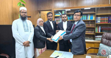 শেখ হাসিনাসহ ৪১ জনের বিরুদ্ধে আনুষ্ঠানিক অভিযোগ দাখিল
