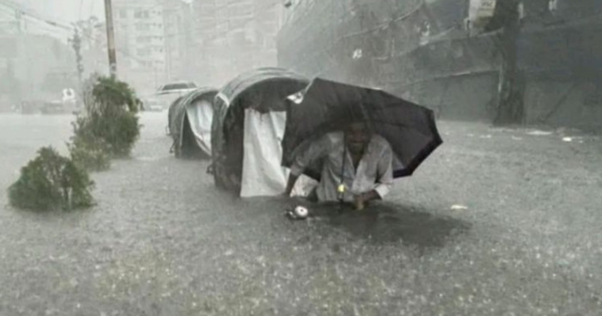দেশের বিভিন্ন স্থানে ভারি বর্ষণের আভাস