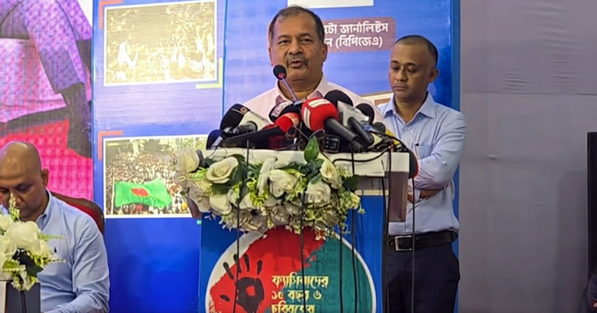 দেশের স্বার্থে সরকার কঠোর হতে পিছপা হবে না: তথ্যমন্ত্রী