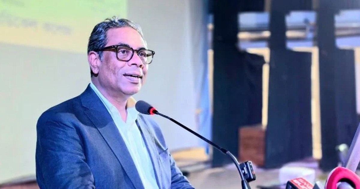 স্বাস্থ্য ব্যবস্থাকে নতুনভাবে ঢেলে সাজাতে চায় সরকার: প্রতিমন্ত্রী এম এ মুহিত