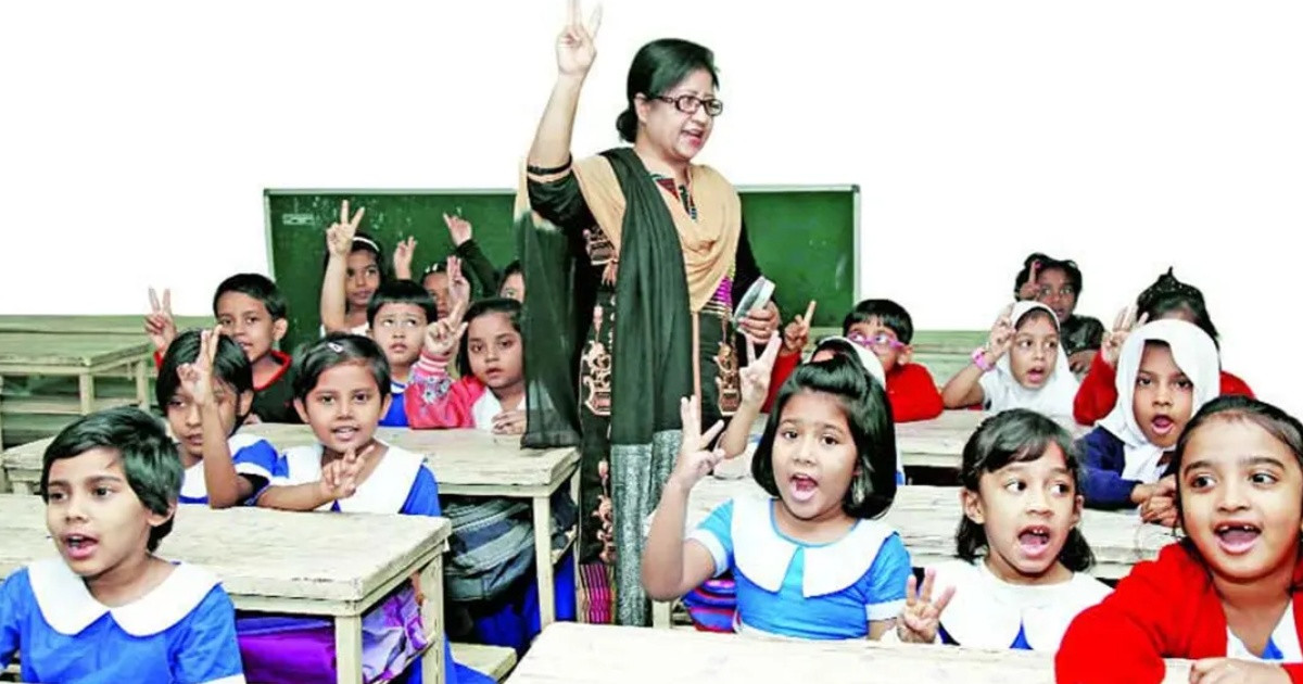 অক্টোবরে নয়, আগস্টেই যোগদান চান সরকারি প্রাথমিকের নতুন শিক্ষকরা
