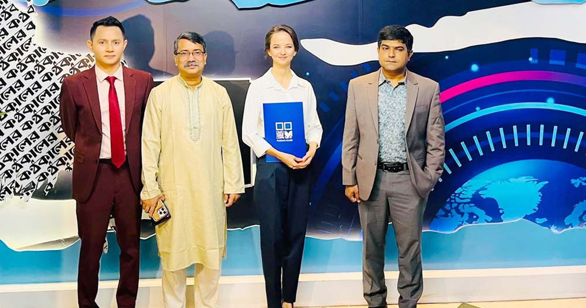 কালের কণ্ঠ পরিদর্শনে ঢাকার রাশিয়ান হাউসের প্রতিনিধি