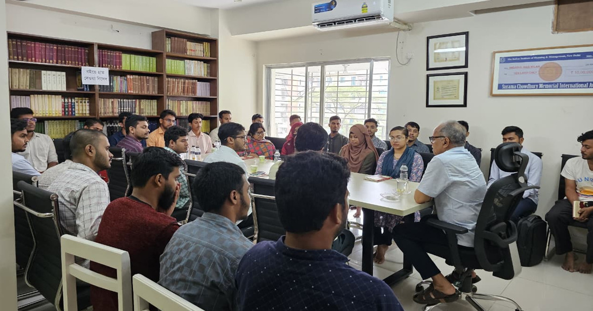 পরিবেশ রক্ষায় তরুণদের এগিয়ে আসার আহ্বান