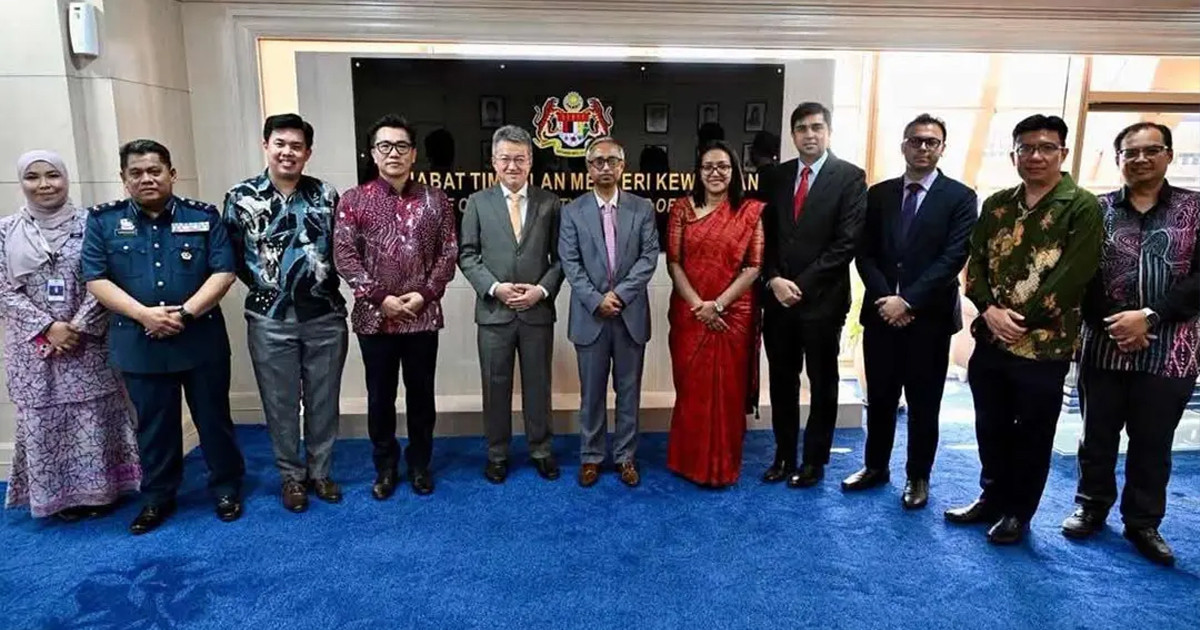 মালয়েশিয়ার উপ-অর্থমন্ত্রীর সঙ্গে বাংলাদেশ হাইকমিশনারের বৈঠক