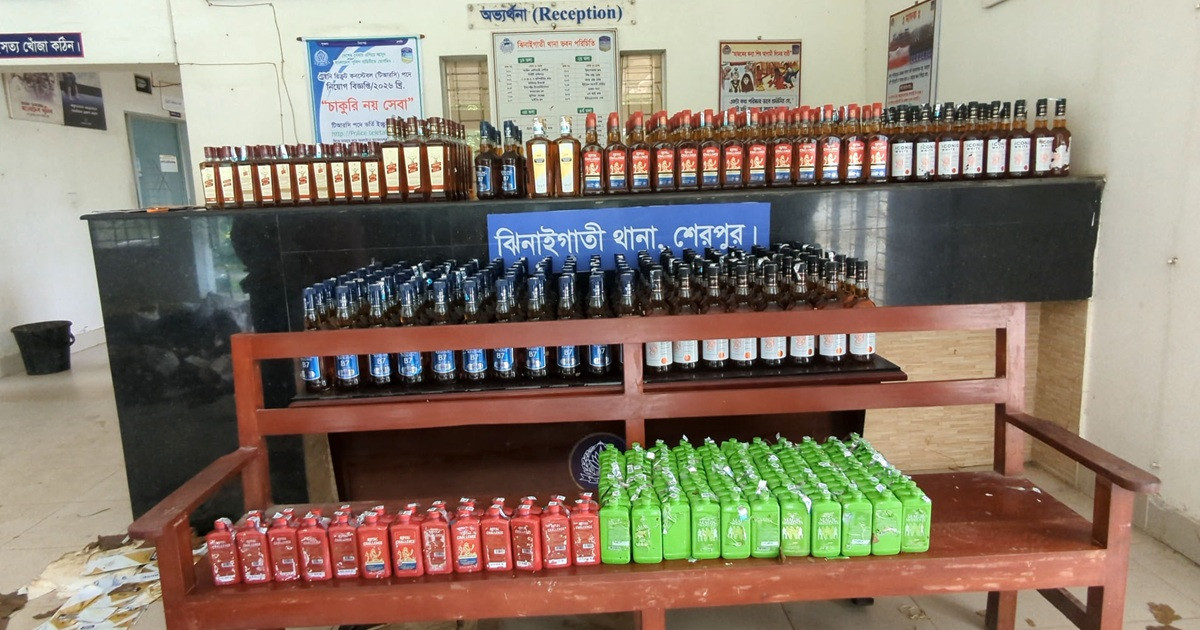 শেরপুরে ৬০০ বোতল ভারতীয় মদ জব্দ