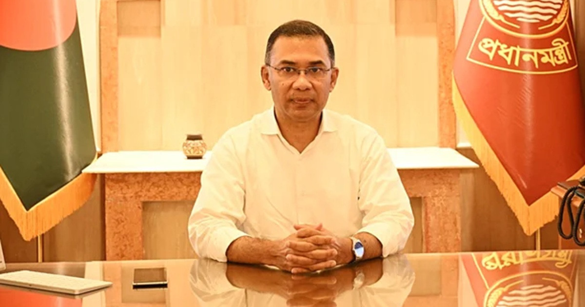 হেলিকপ্টারে কক্সবাজারের পথে প্রধানমন্ত্রী