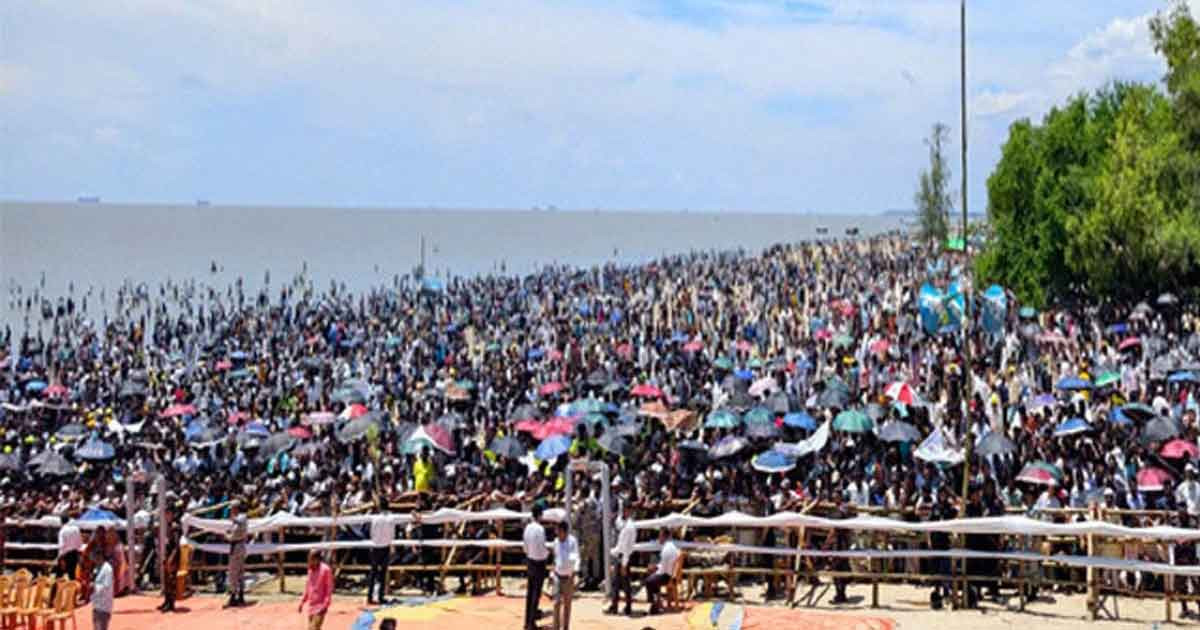 বাঁশখালীতে প্রধানমন্ত্রী, সমুদ্রপাড়ে জনসমুদ্র