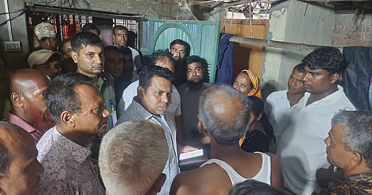 বাড়ি ফিরে বিয়ে করতে চেয়েছিলেন মোহন, দুই সন্তান হারিয়ে দিশেহারা পরিবার