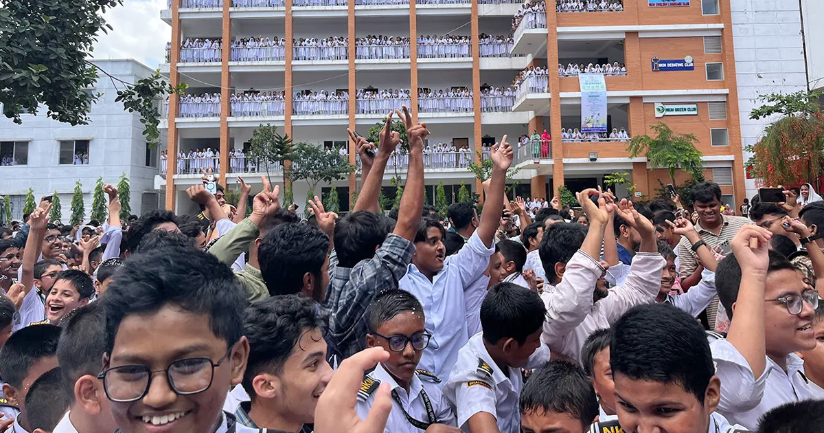তাক লাগিয়ে দিলো নাছিমা কাদির মোল্লা স্কুল, ৩৮২ জনের সবাই পেল জিপিএ-৫