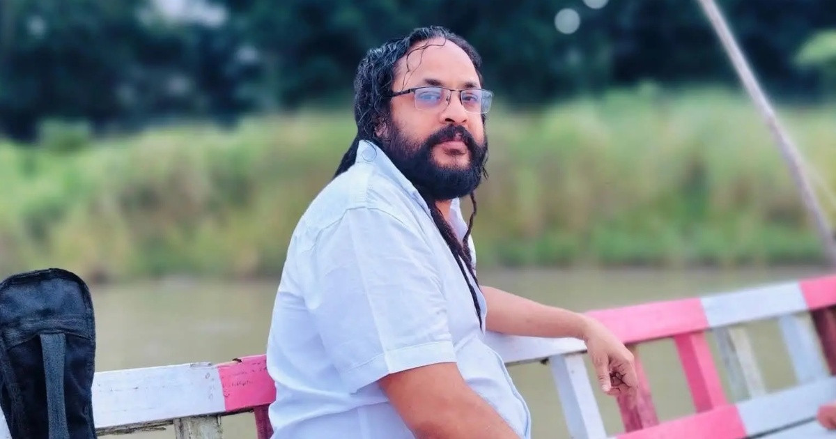 ২২ বছর পর সিনেমার গানে ফিরলেন পথিক নবী