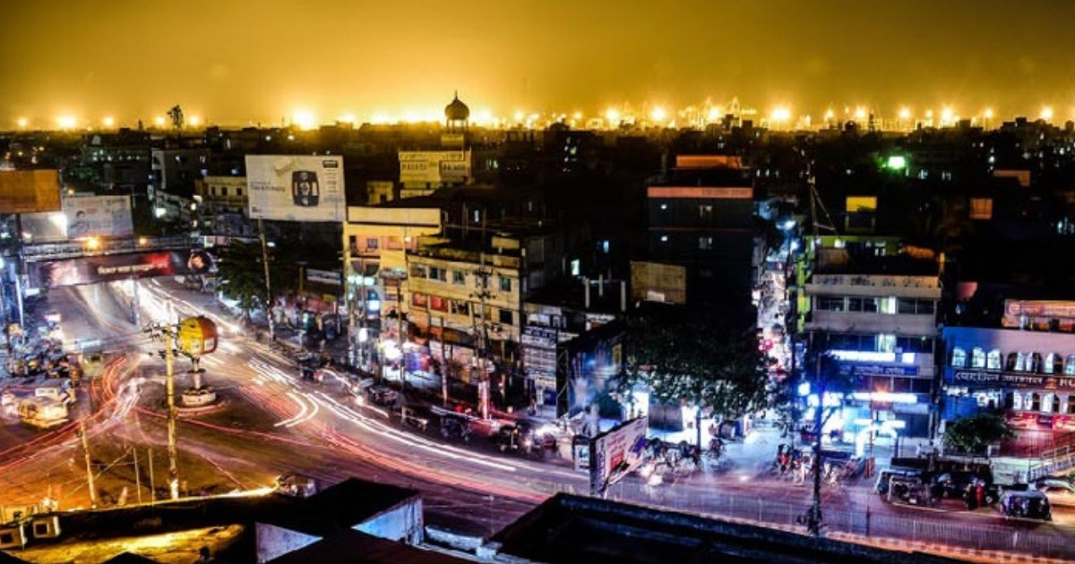 রাত ৮টার পর খোলা থাকবে যেসব দোকানপাট