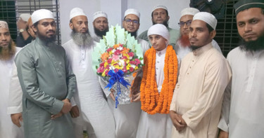 ৭৩ দিনে কোরআনের হাফেজ হয়ে বিস্ময় সৃষ্টি করলেন ১৩ বছরের মুসাইব