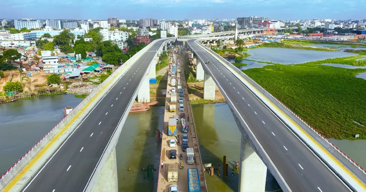 ঢাকা-আশুলিয়া এক্সপ্রেসওয়ের কাজ নির্ধারিত সময়ে শেষ করার নির্দেশ