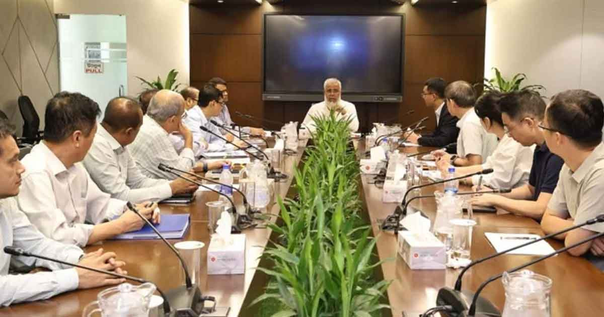 ঢাকা-আশুলিয়া এলিভেটেড এক্সপ্রেসওয়ের নির্মাণ কাজ নির্ধারিত সময়ের মধ্যে শেষ করার নির্দেশ