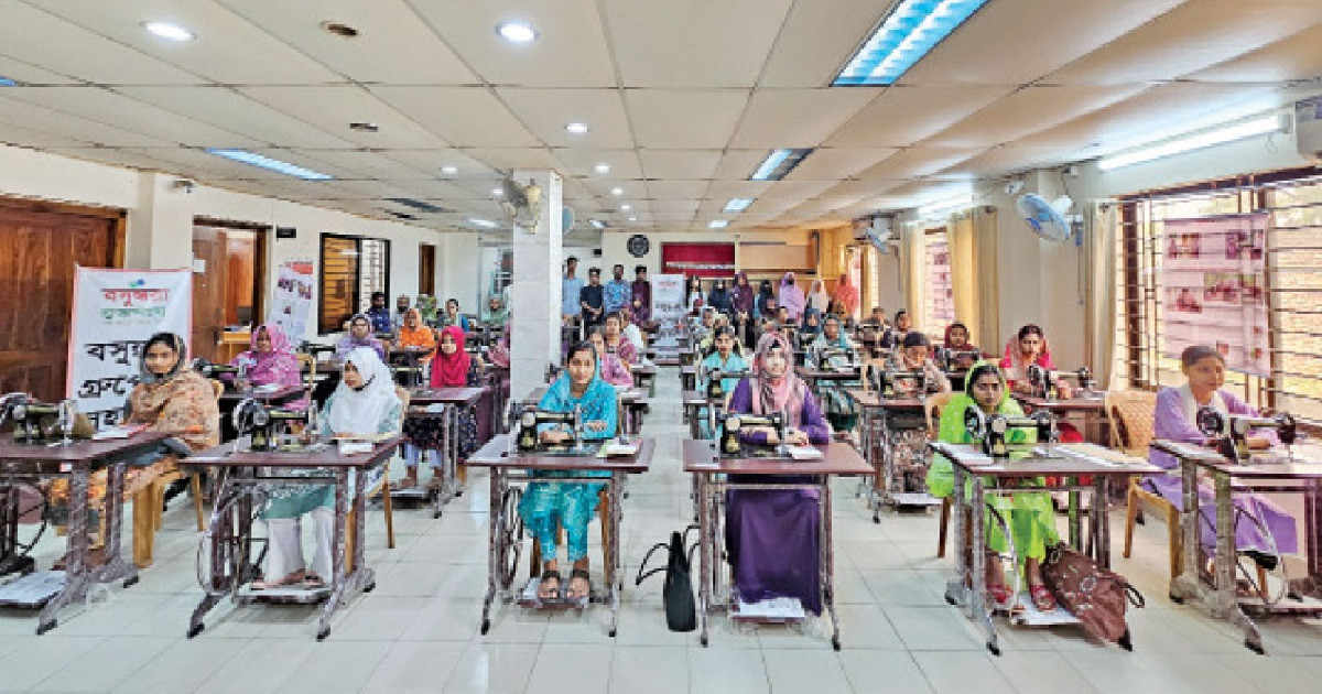 আত্মনির্ভরশীল হওয়ার পথ দেখাল বসুন্ধরা গ্রুপ