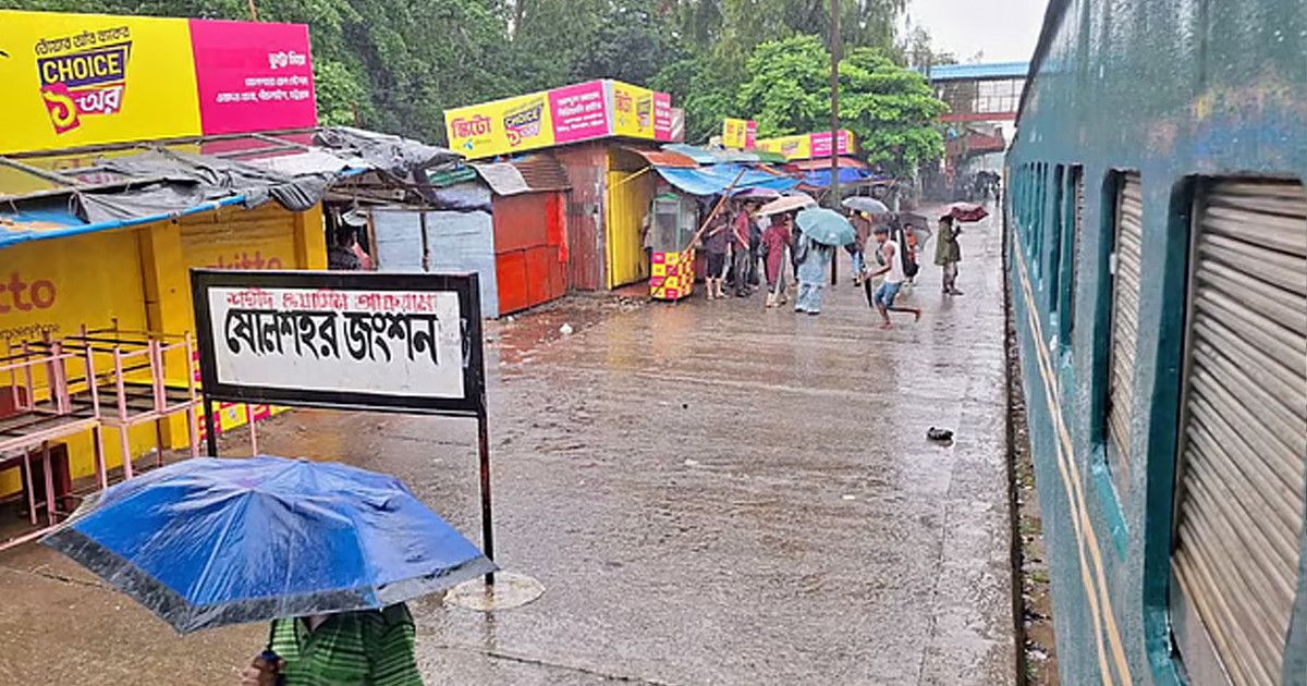 রেললাইনে পানি, চট্টগ্রাম বিশ্ববিদ্যালয়ের শাটল ট্রেন চলাচল বন্ধ