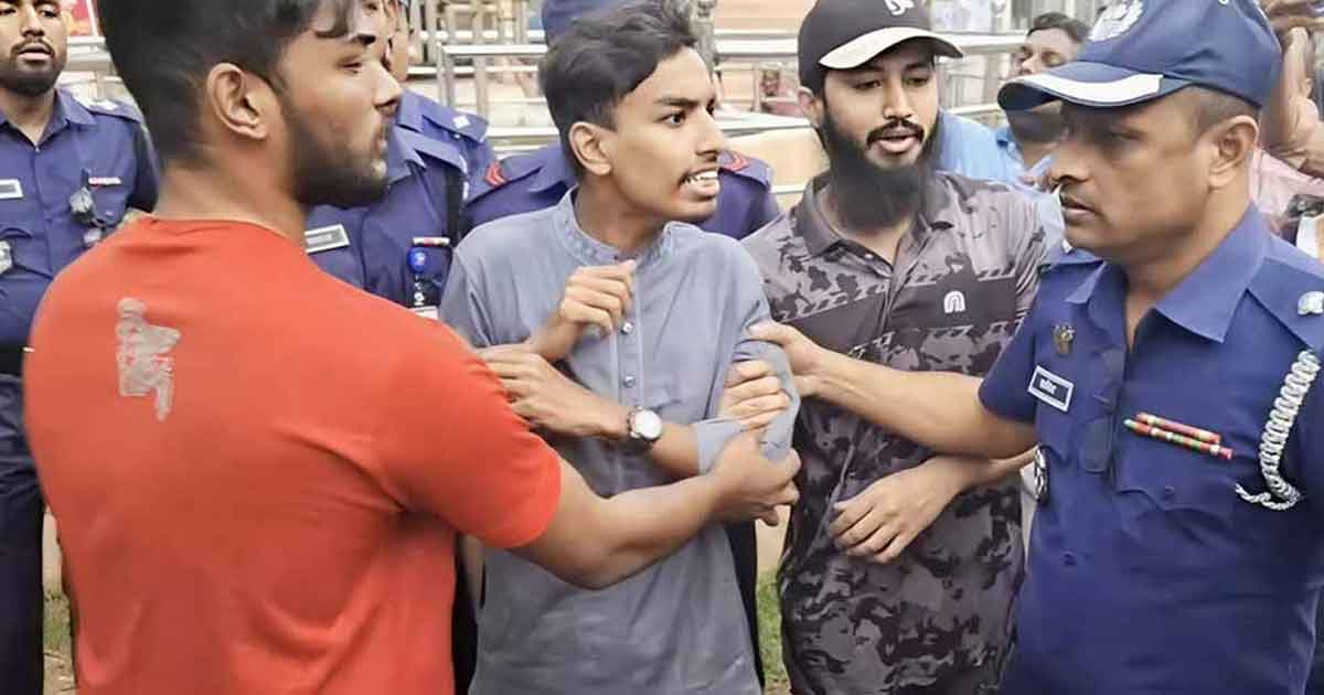 হবিগঞ্জে বৈষম্যবিরোধী ছাত্র আন্দোলনের জেলা সদস্যসচিবসহ আটক ৩