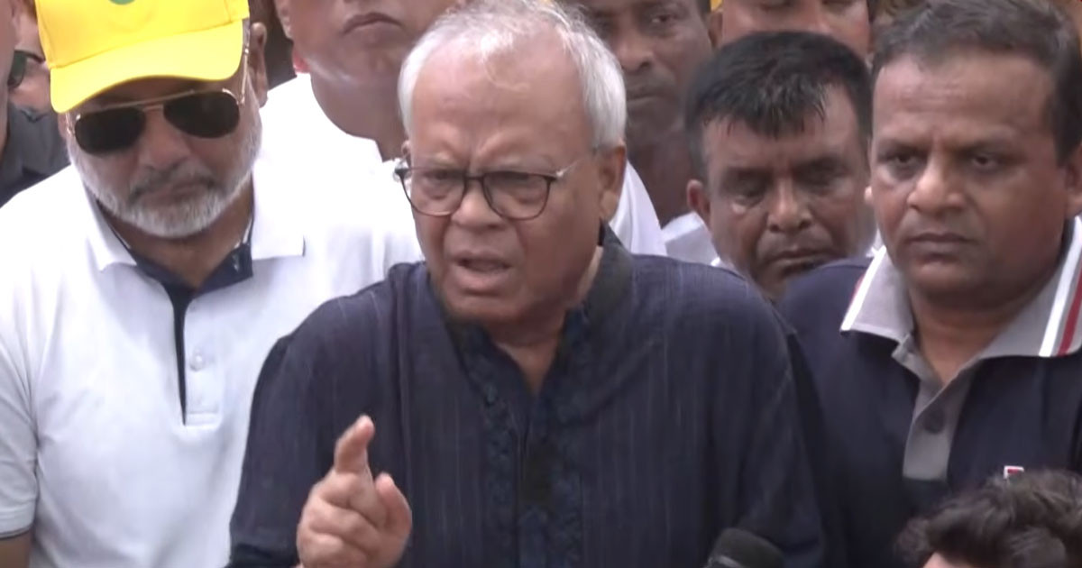 স্বার্থ ছাড়া ভারত বন্ধুত্বপূর্ণ আমন্ত্রণ জানালে সাধুবাদ জানায় সরকার: রিজভী