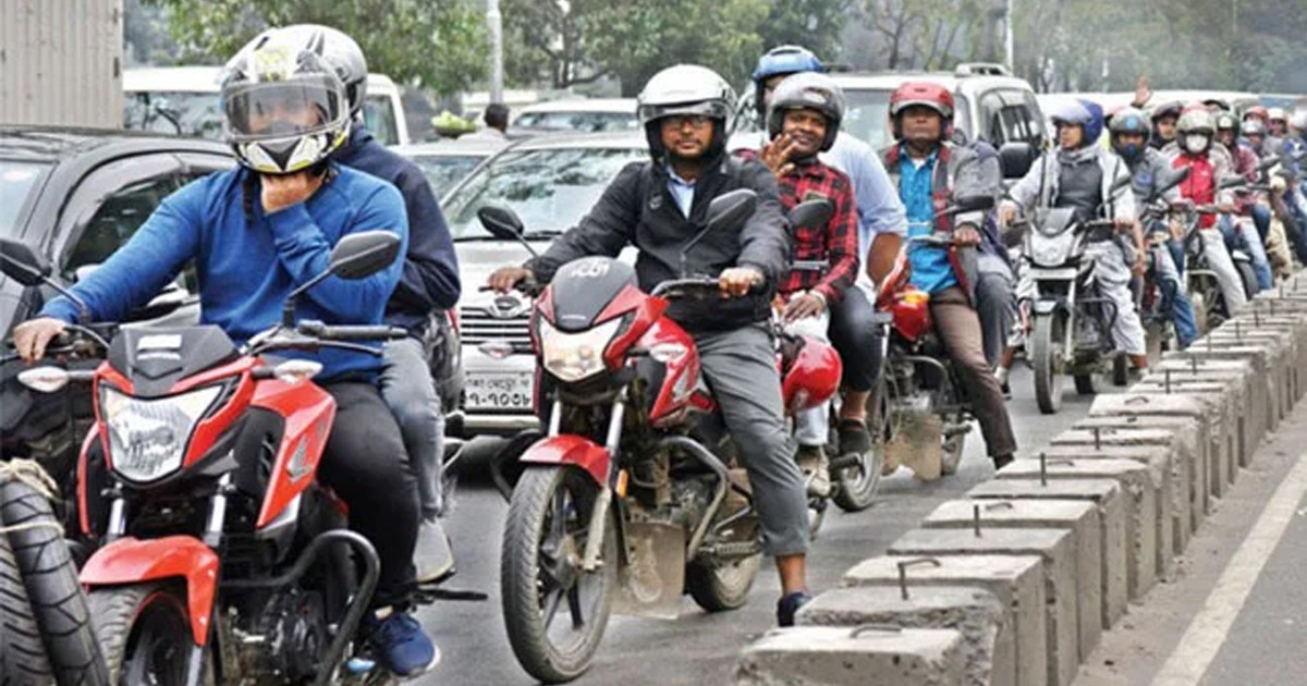 মোটরসাইকেলের সামনেও বসাতে হবে নম্বর প্লেট