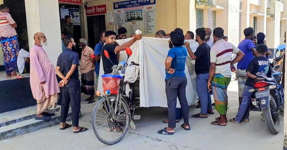 দুই মোটরসাইকেলের মুখোমুখি সংঘর্ষে নিহত ১