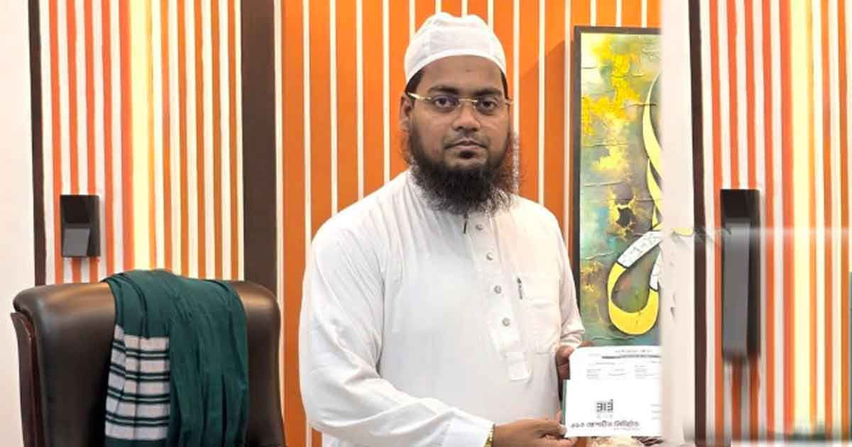 ৯ বিয়ে ও পরকীয়ার অভিযোগ নিয়ে অবশেষে মুখ খুললেন ইসলামি বক্তা মিছবাহ