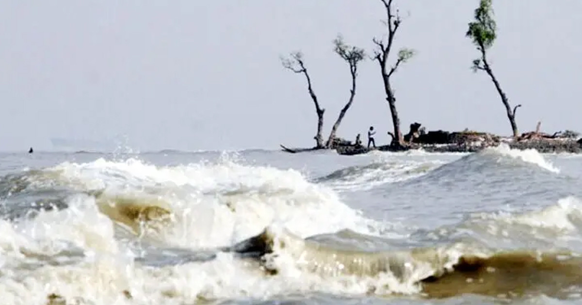 চার সমুদ্রবন্দরে সতর্কসংকেত বহাল