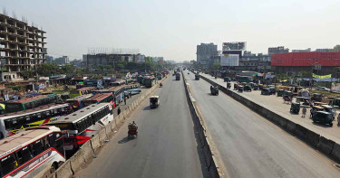 দেশের এক বিভাগে ধর্মঘট, বাস চলাচল বন্ধ