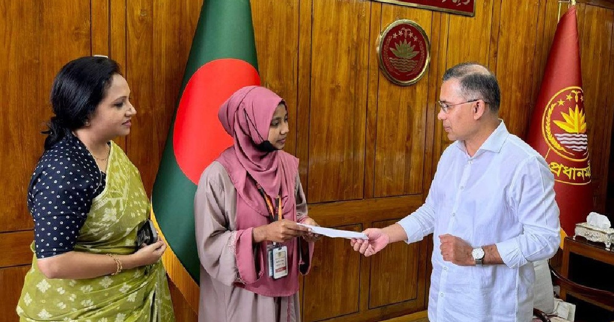 প্রধানমন্ত্রীর সহায়তায় চীনে মেডিকেলে পড়ার স্বপ্ন পূরণ ফাতেমার