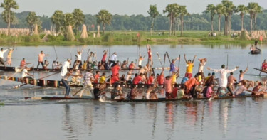 বৈঠার ছন্দে মুখর সালথা, আষাঢ়ের বিলে জমজমাট নৌকাবাইচ