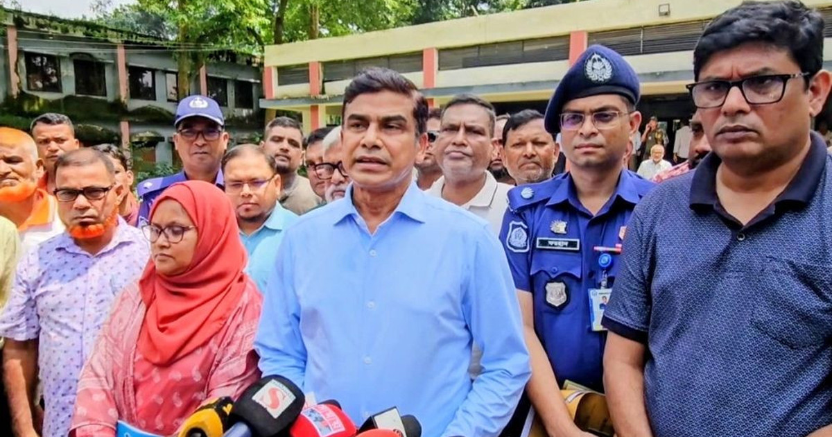 পর্যাপ্ত সার মজুদ রয়েছে, সমস্যা ডিস্ট্রিবিউশন ও ডিলার নিয়োগে: পানিসম্পদ প্রতিমন্ত্রী