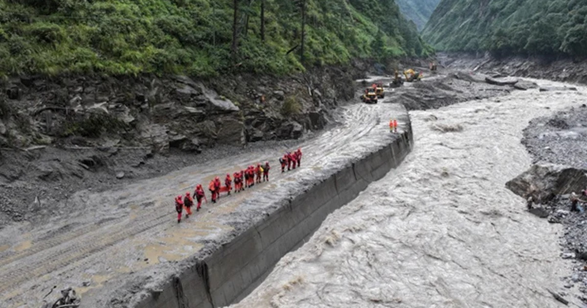 নেপালে প্রাণহানি বেড়ে ৭০০, নিখোঁজ ৩ হাজার