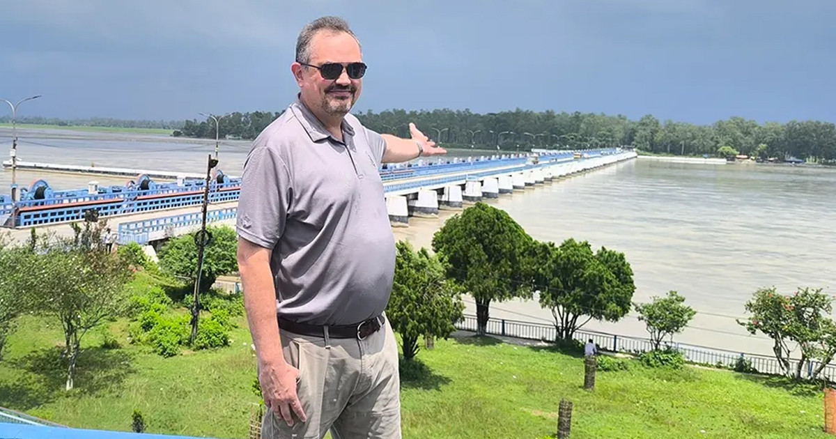 তিস্তা ব্যারেজ পরিদর্শনে মার্কিন রাষ্ট্রদূত