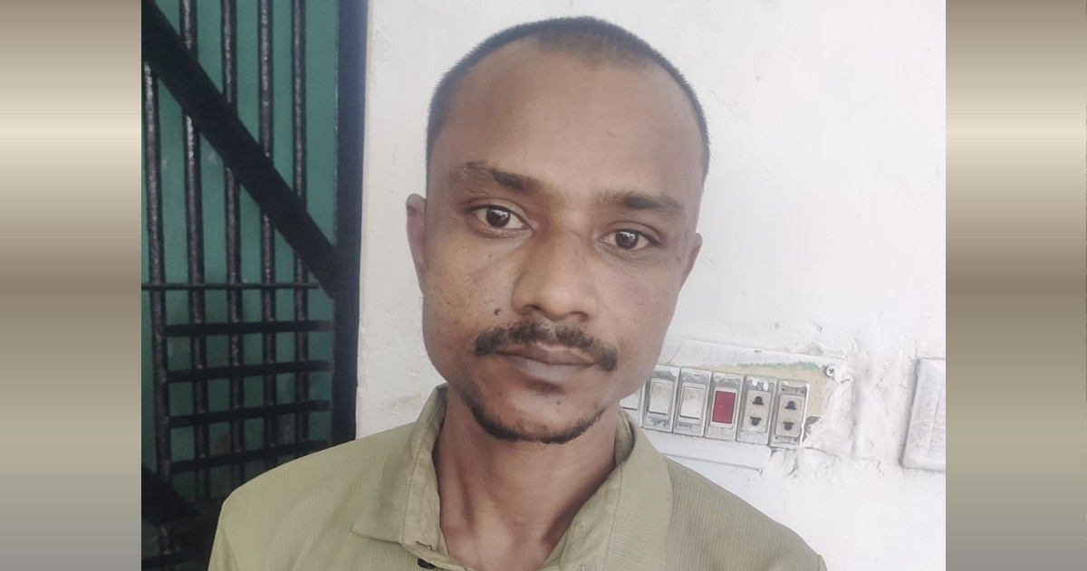 মাকে বেঁধে মেয়েকে ধর্ষণ