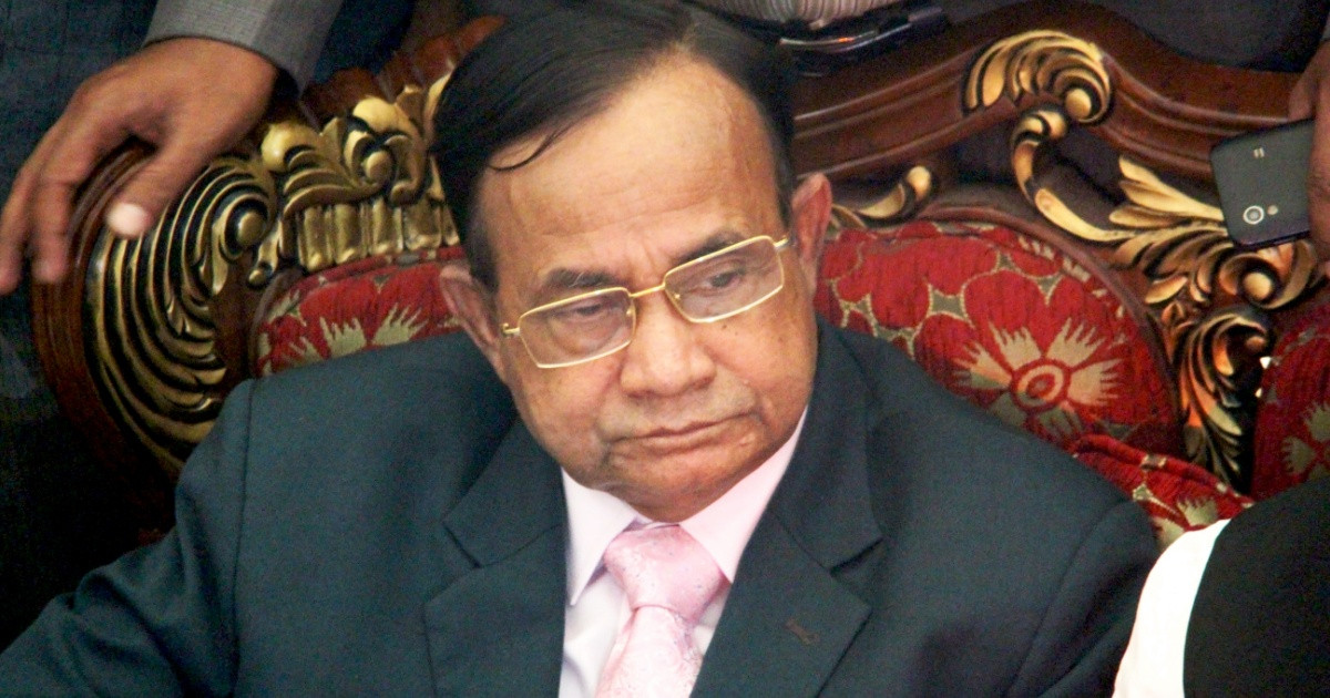 সাবেক রেলমন্ত্রী মুজিবুল হকের জমি ক্রোক, গাড়ি ও ব্যাংক হিসাব জব্দ