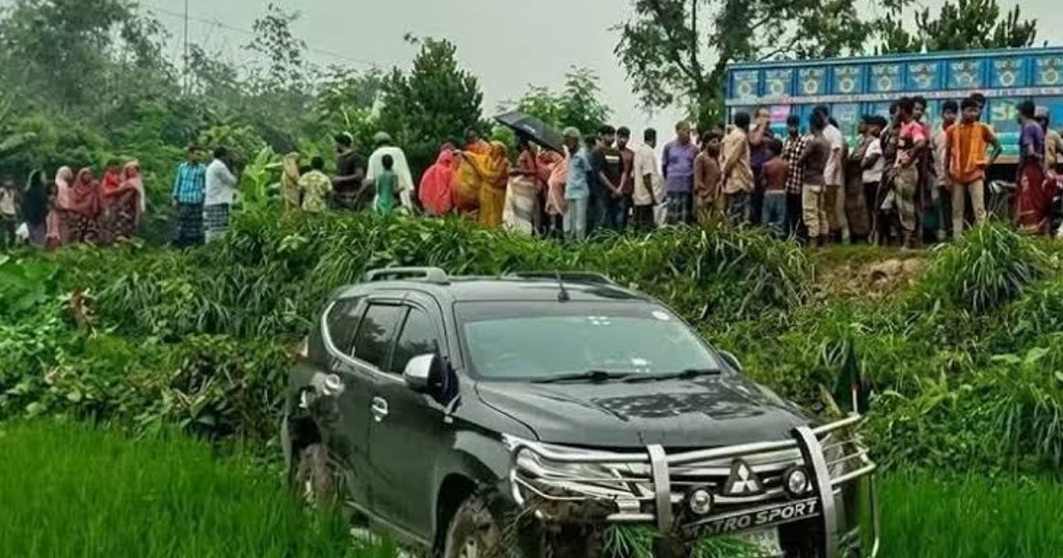 জনপ্রশাসন প্রতিমন্ত্রীর গাড়ির ধাক্কায় আহত বৃদ্ধার মৃত্যু