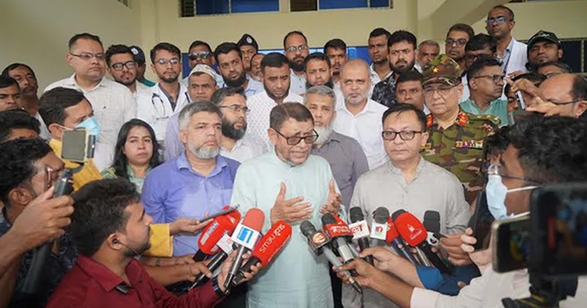 দেশের প্রতিটি সরকারি হাসপাতালকে দালালমুক্ত করা হবে: স্বাস্থ্যমন্ত্রী