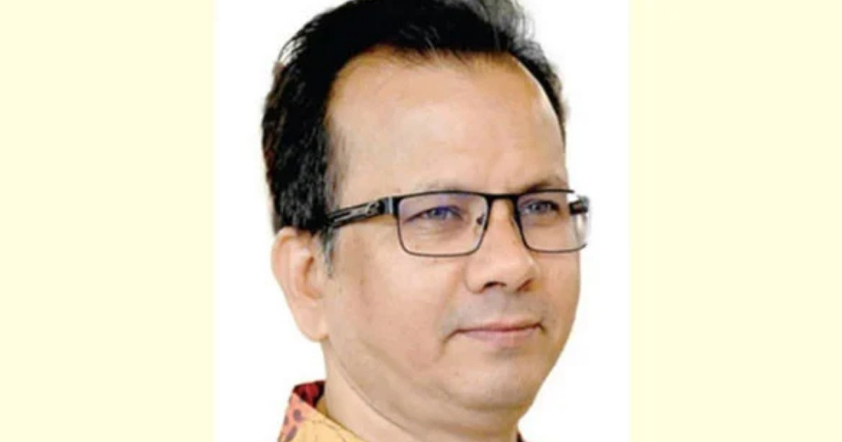 সরকারকে কঠোর ও সতর্ক হতে হবে