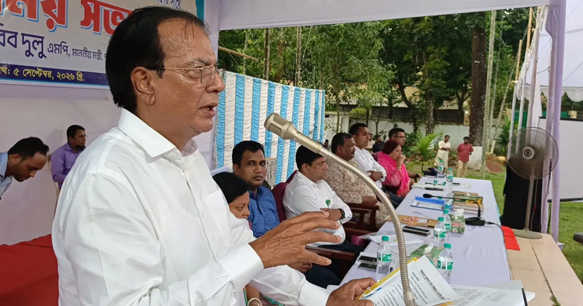 প্রতিটি মাধ্যমিক বিদ্যালয়ে সিসি ক্যামেরা বসানো হবে: ত্রাণমন্ত্রী