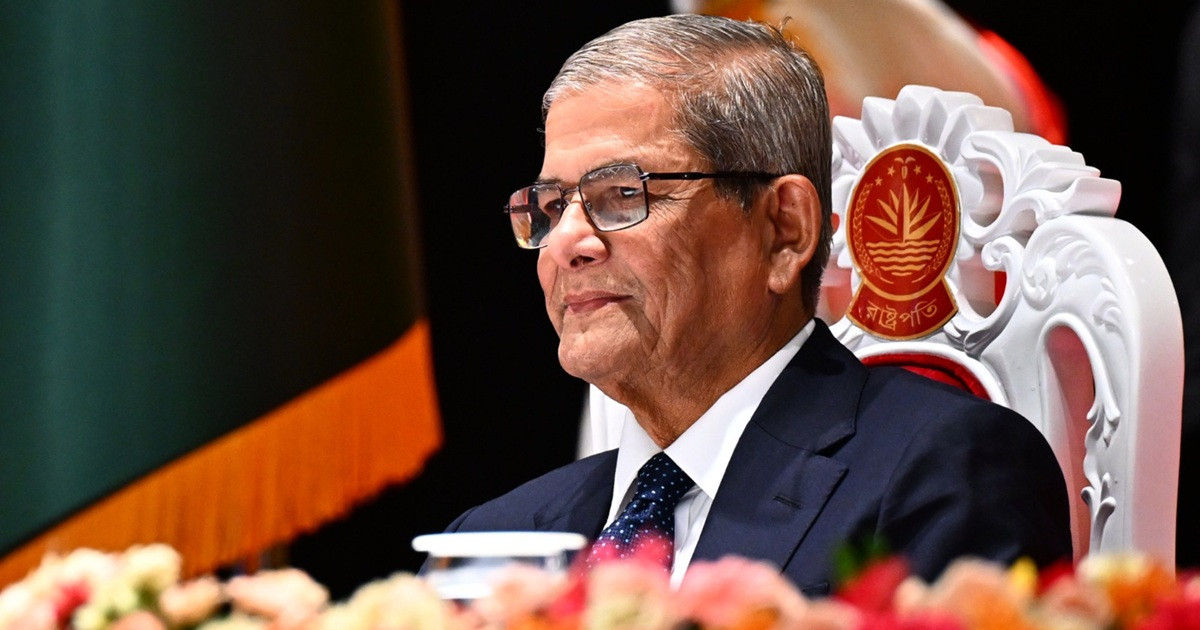 রাষ্ট্রপতি ঠাকুরগাঁও যাচ্ছেন আজ, শহরজুড়ে উৎসবের আমেজ