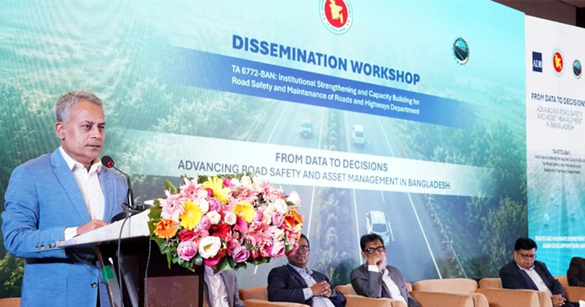 সড়ক দুর্ঘটনার অন্যতম কারণ গাড়িচালকদের অদক্ষতা ও পথচারীদের অসচেতনতা: সড়ক মন্ত্রী