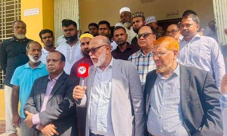 বাগেরহাটে এতিম নিবাস ও মসজিদ পরিদর্শন করলেন ধর্ম সচিব