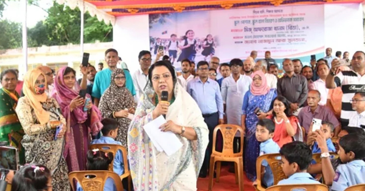 আর্থিক অসচ্ছলতার কারণে কোনো শিশু শিক্ষা থেকে বঞ্চিত হবে না: খাদ্যমন্ত্রী
