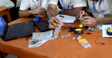 ষষ্ঠ থেকে দশমে বাধ্যতামূলক হচ্ছে কারিগরি শিক্ষা