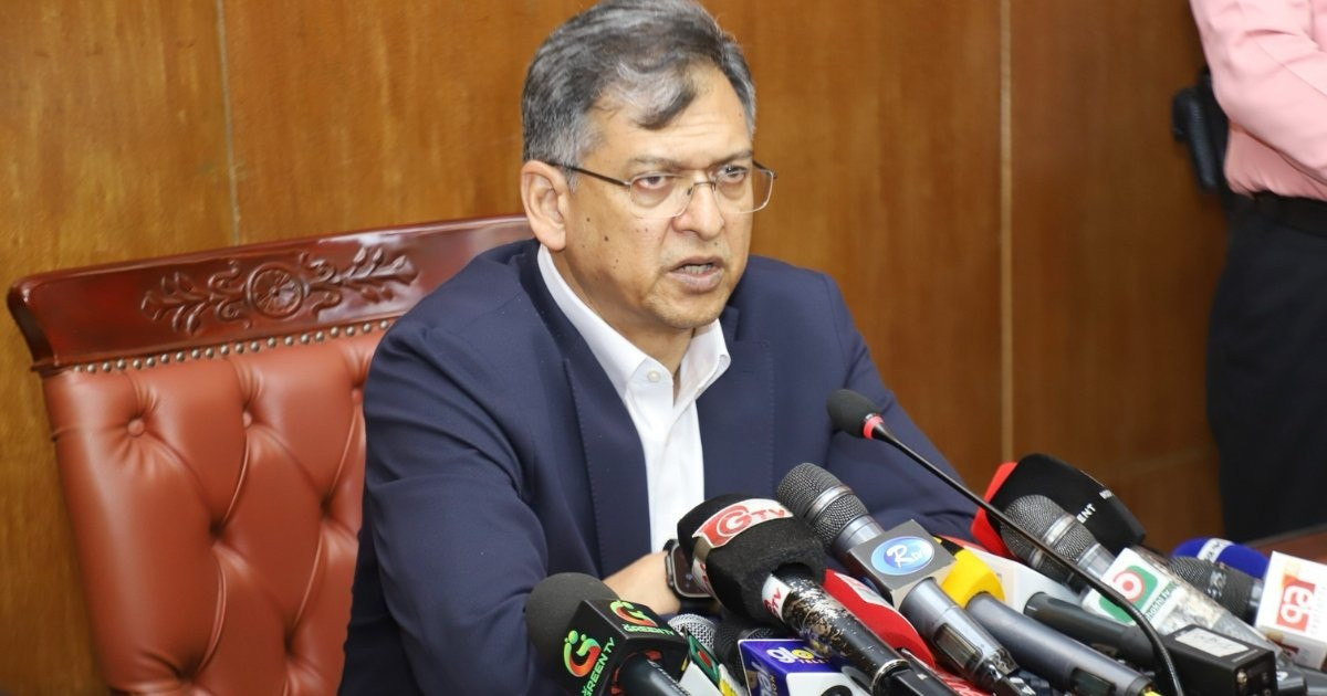 ট্রাফিক জট নিরসনে সমন্বয় জোরদার করেছে সরকার: স্বরাষ্ট্রমন্ত্রী