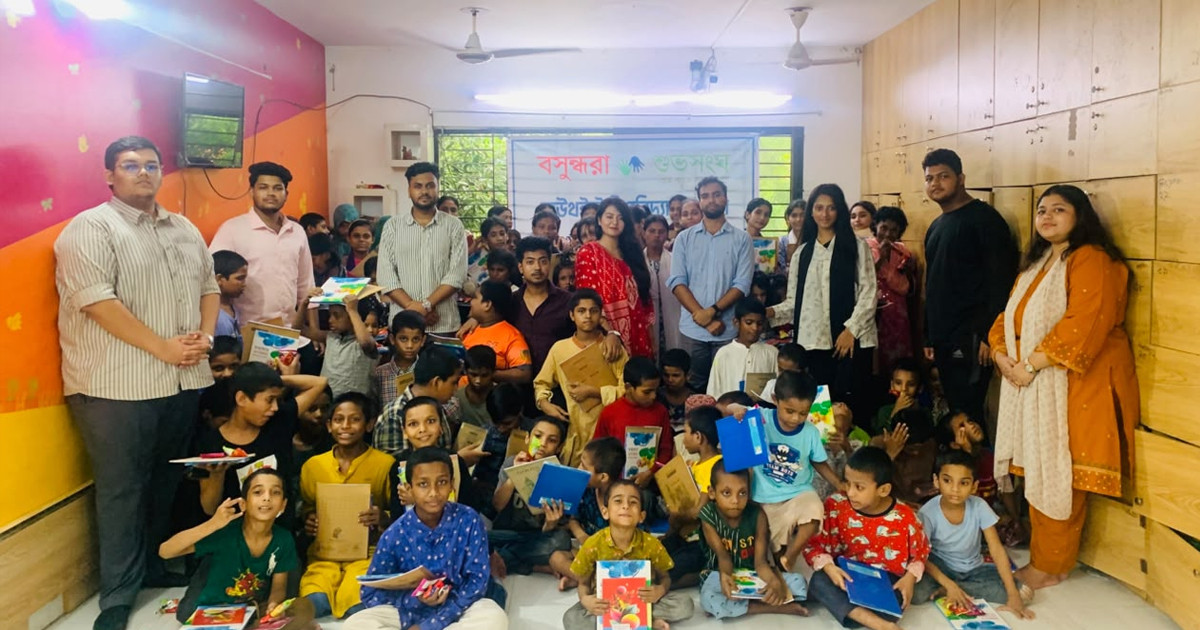 কামরুন্নেছা খাতুন ফাউন্ডেশনে শতাধিক অনাথ শিশুর মুখে হাসি ফোটালো বসুন্ধরা শুভসংঘ
