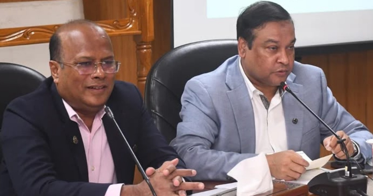 সাংবাদিকদের দায়বদ্ধতা কেবল জনগণের প্রতি: কাদের গনি চৌধুরী