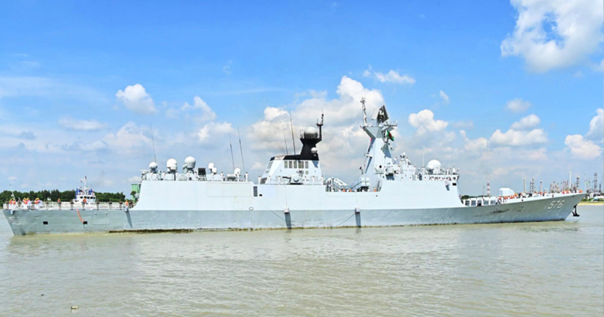 চট্টগ্রাম বন্দরে চীনা নৌবাহিনীর তিন জাহাজ