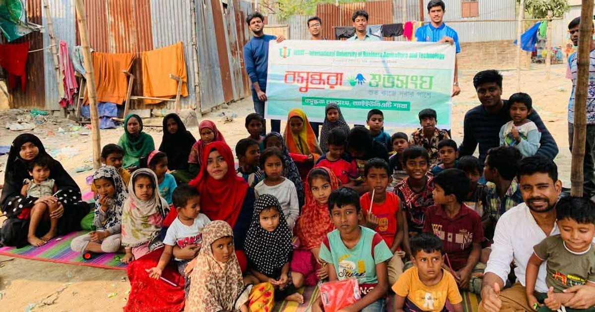 উত্তরার বিজয়নগর পল্লীতে ডেঙ্গু ঠেকাতে পরিচ্ছন্নতার বার্তা পৌঁছালো শুভসংঘের বন্ধুরা