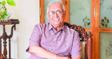 যেখানে শুধুই আবদুস সাদেক